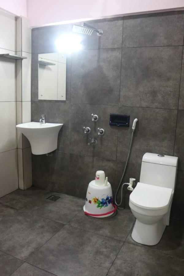 Hotel Wayanad Stay Kalpatta Buitenkant foto
